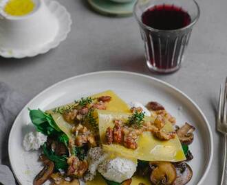 Öppen lasagne med chrunch mandelpesto - Rocca Di Montemassi