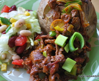 Biffröra med smak av taco och bakad potatis