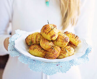 Hasselbackspotatis med rosmarin