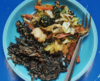 Tahinifräst vildris med thaiinspirerad grönsakswok m sesam