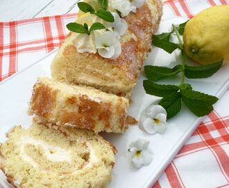 Citronrulltårta med lemoncurdgrädde