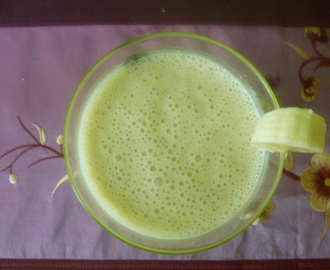 Bananalassi – Banana Lassi – Indisk yoghurtdryck med banan