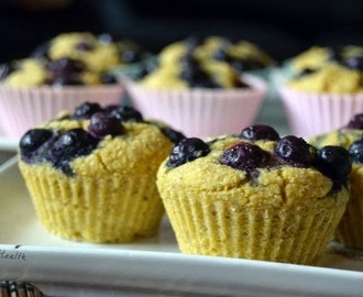 Blueberry cornbread muffins