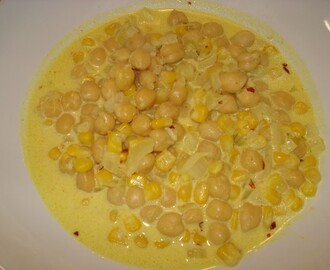 Majs- och currysoppa