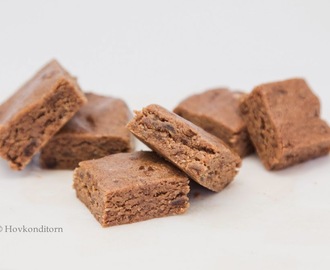 Almond Chocolate Butter Fudge