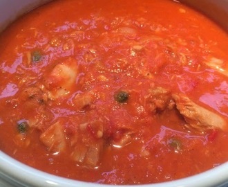 Snabb och smakrik tonfisk och tomatsås