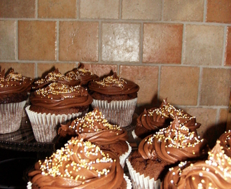 American cupcakes med chokladfrosting