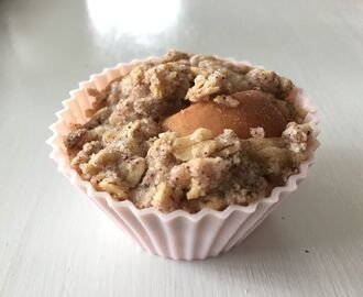 ÄPPELMUFFINS MED KANELKLET OCH SMULDEG