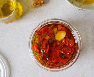 Ugnsbakade tomater – tillbehör eller krydda