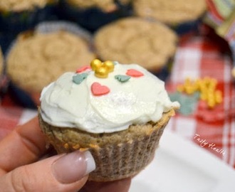 Pepparkaksprotein muffins med cream cheese frosting
