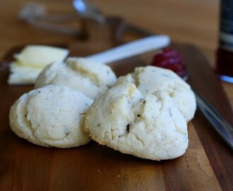 Scones med rismjöl (utan ägg, mandel och nötter)