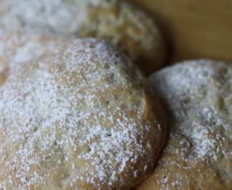 Naturligt glutenfritt korvbröd eller tekakor (utan mjölk, ägg, vete, guarkärnmjöl)