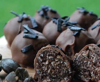 Chokladdoppade chokladbollar med turkisk peppar