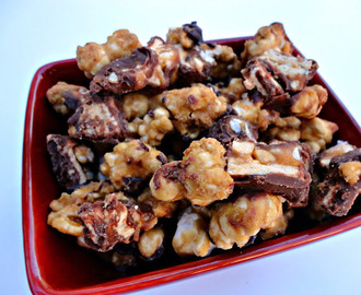 Snickers Popcorn med choklad och jordnötter!