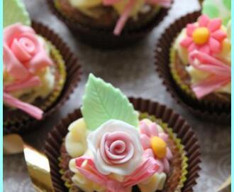 Carrot Cake Cupcakes och min nya favorit creamcheese frosting recept.
