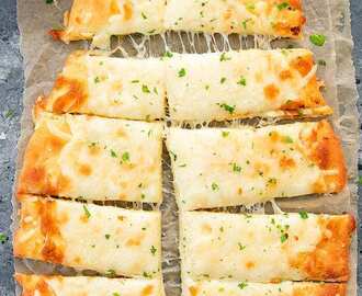 Keto Breadsticks