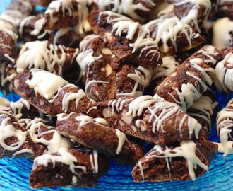 Chokladbiscotti med mandel och vit choklad