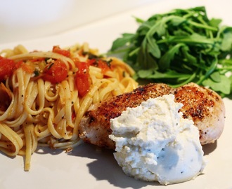 Kyckling med tomatpasta och parmesan/ricottakräm