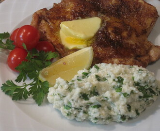 Schnitzel med grönt blomkålsmos