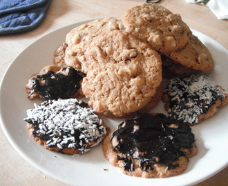 Cookies Black and White