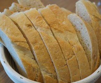 Såå himla gott nybakat bröd