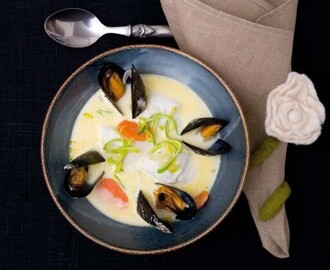 Soppa med hälleflundra och musslor