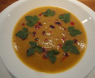 Indian spiced carrot soup