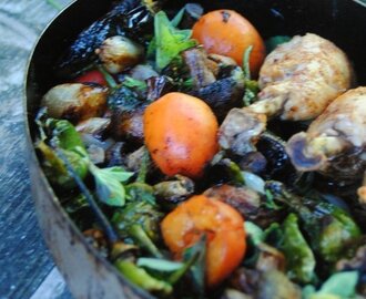 Balsambakade grönsaker med kycklingklubbor