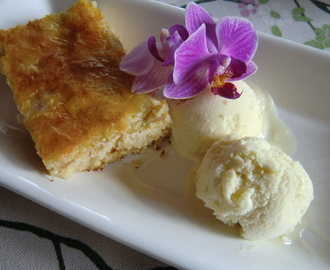 Glutenfri rabarberkaka extra allt - med mandel, kokos, Limoncellosjuden rabarber och vit choklad