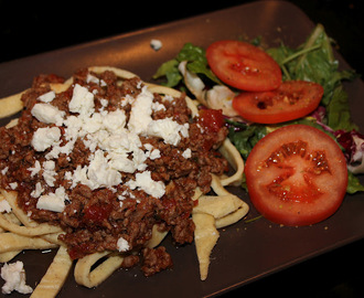 LCHF-pasta med enkel köttfärssås