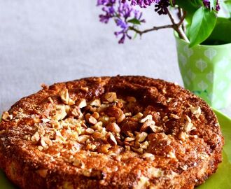 Rabarberkaka med crumble och cashewnötter!