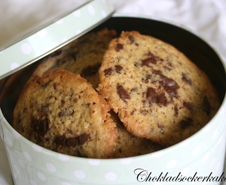 Chocolate chip cookies