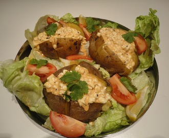 Potatoes Stuffed with Spicy Cottage Cheese