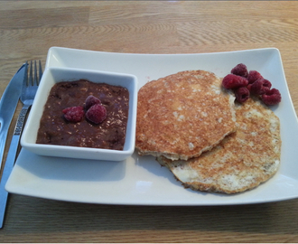 Bananpannkaka med smak av kardemumma + Choklad-bananmousse