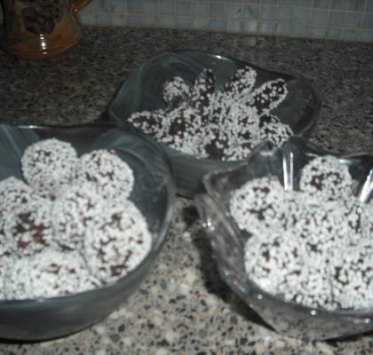 Chokladbollar med romsmak