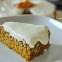 Paleo-inspirerad morotskaka med cream cheese frosting