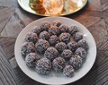 NYTTIGA, NÖTFRIA, GLUTENFRIA CHOKLADBOLLAR – RECEPT