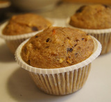 muffins med gulerødder og chokolade