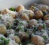 färskpotatis med parmesan i ugn