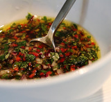 chimichurri het argentinsk sås till köttet och som marinad