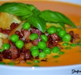 tomatsuppe med friske tomater og bacon