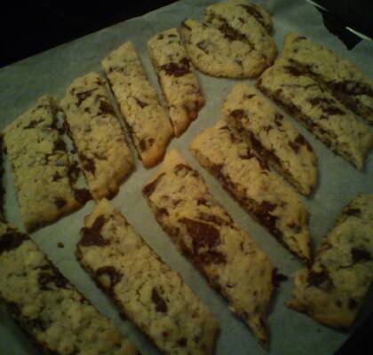 Biscotti med choklad och nötter