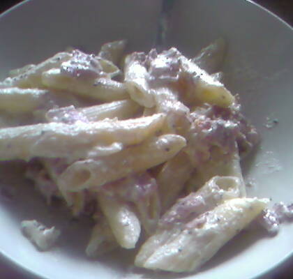 Penne med bacon och kanel