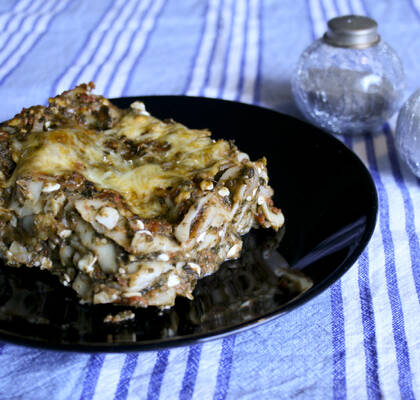 Vegetarisk lasagne med spenat och cottage cheese