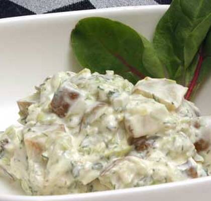 Sallad på rostad potatis med limesmak