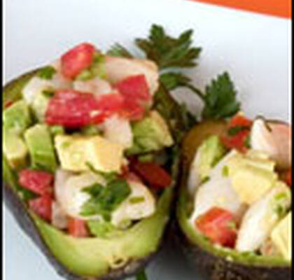 Avocado fylld med ceviche