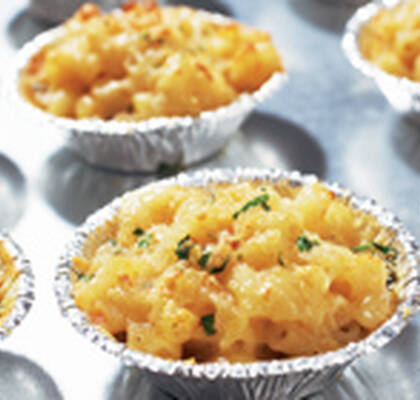 Macaroni and cheese i muffinsform