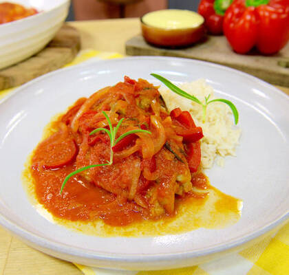 Spansk kycklinggryta med rökig paprika och tomat