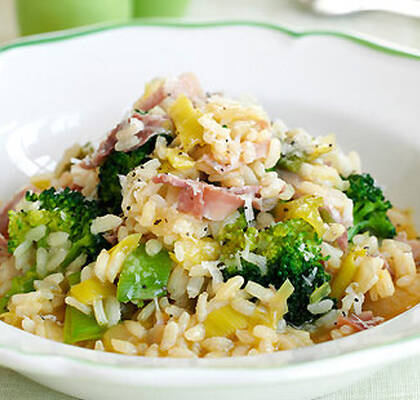 Risotto med skinka och broccoli