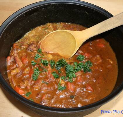 Currygryta med fläskkött och grönsaker